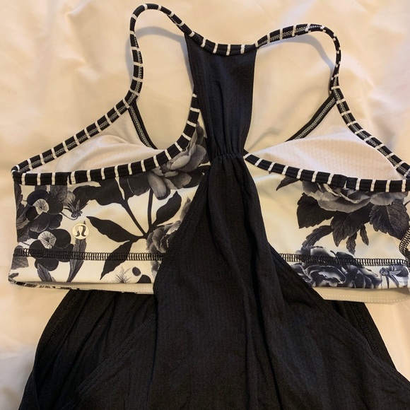 Lululemon tank - Picture 3 of 4